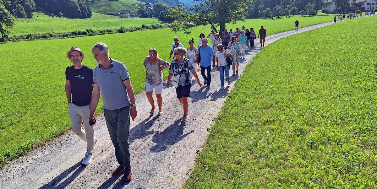 Wanderung durch das grüne Poljanska-Tal