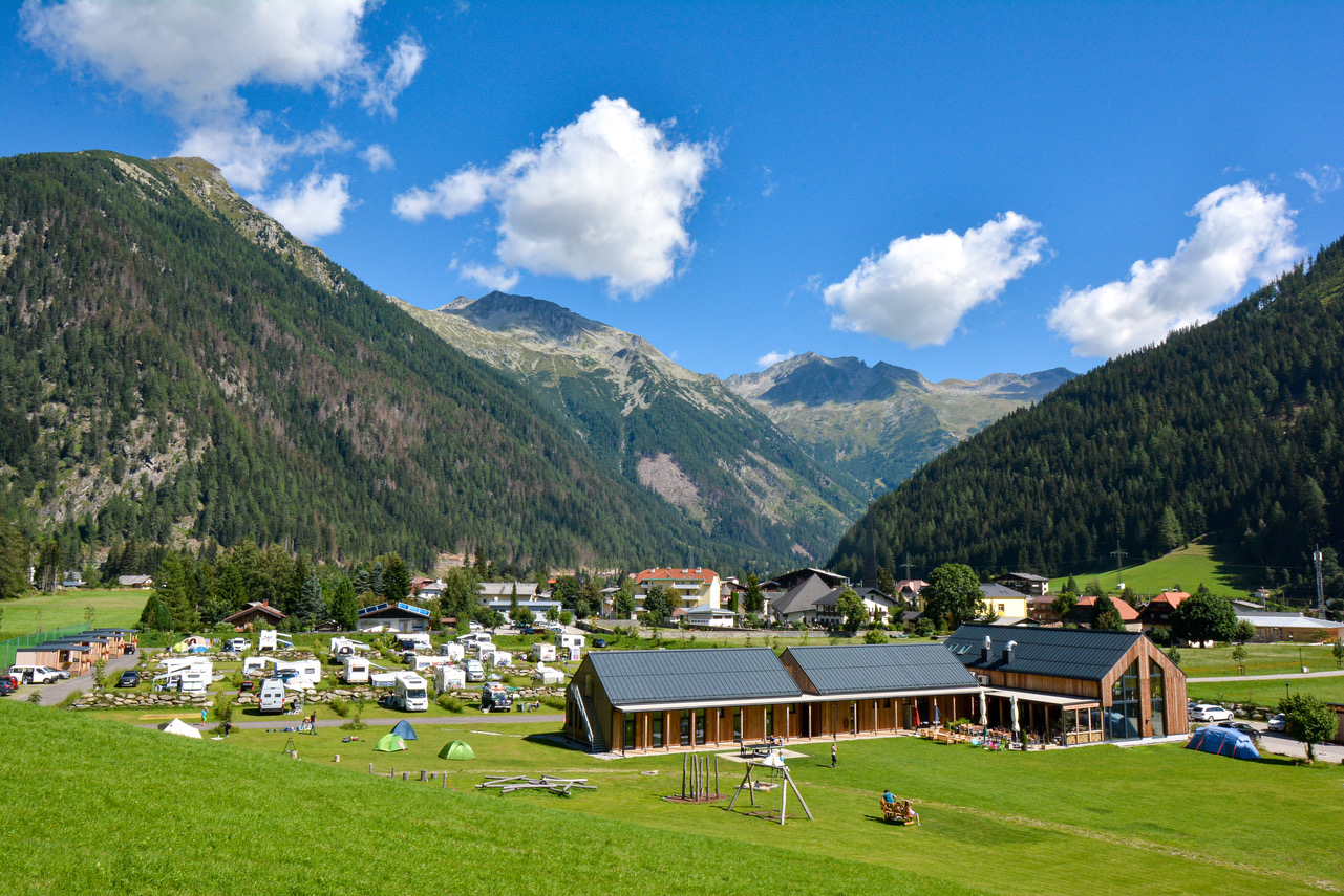 Erlebe Kärntens höchstgelegenes Camping- & Chaletdorf in den Hohen Tauern