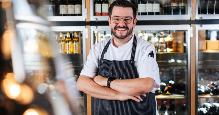 Küchenchef Thomas Mayerl zaubert ein festliches Menü für Sie.