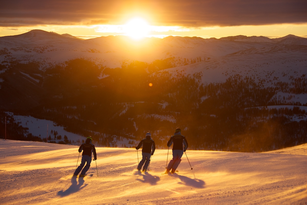 Neben der schneesichere Höhenlage punktet das Skigebiet vor allem mit der Breite seiner Pisten.